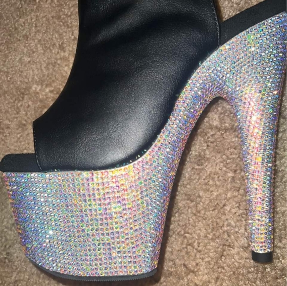 Pleasers size 7 Bejeweled - Picture 2 of 12